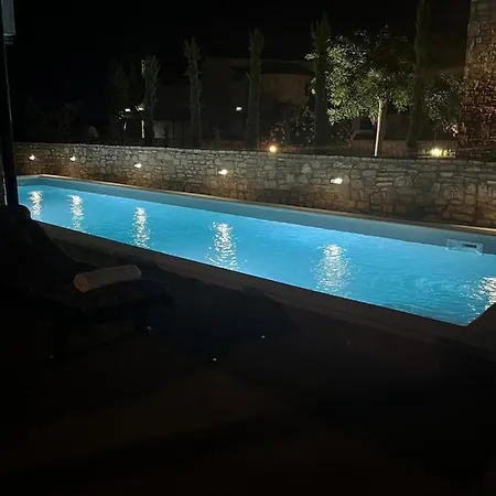 Salvia With Private Pool And Jacuzzi Villa *