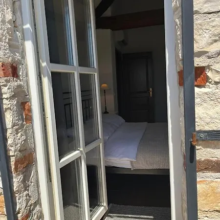Salvia With Private Pool And Jacuzzi Vila Višnjan