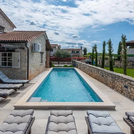 Villa Salvia With Private Pool And Jacuzzi *