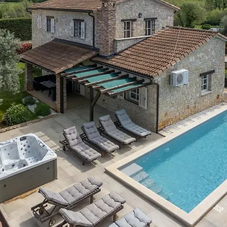 Salvia With Private Pool And Jacuzzi * Višnjan