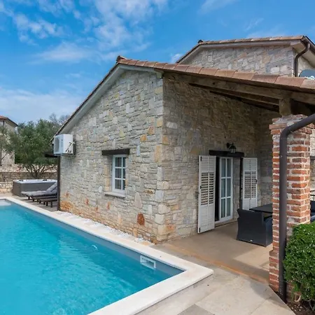 Vila Salvia With Private Pool And Jacuzzi *